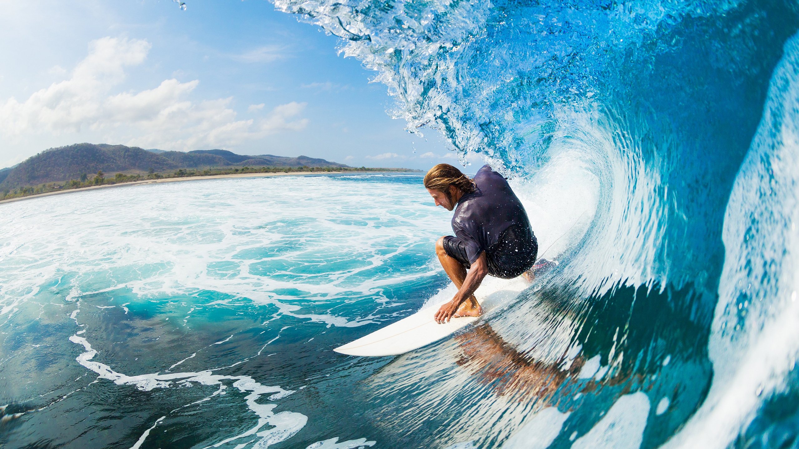 欧冠淘汰赛之夜，浓眉进攻端无人可挡—当篮球巨星闪耀绿茵场