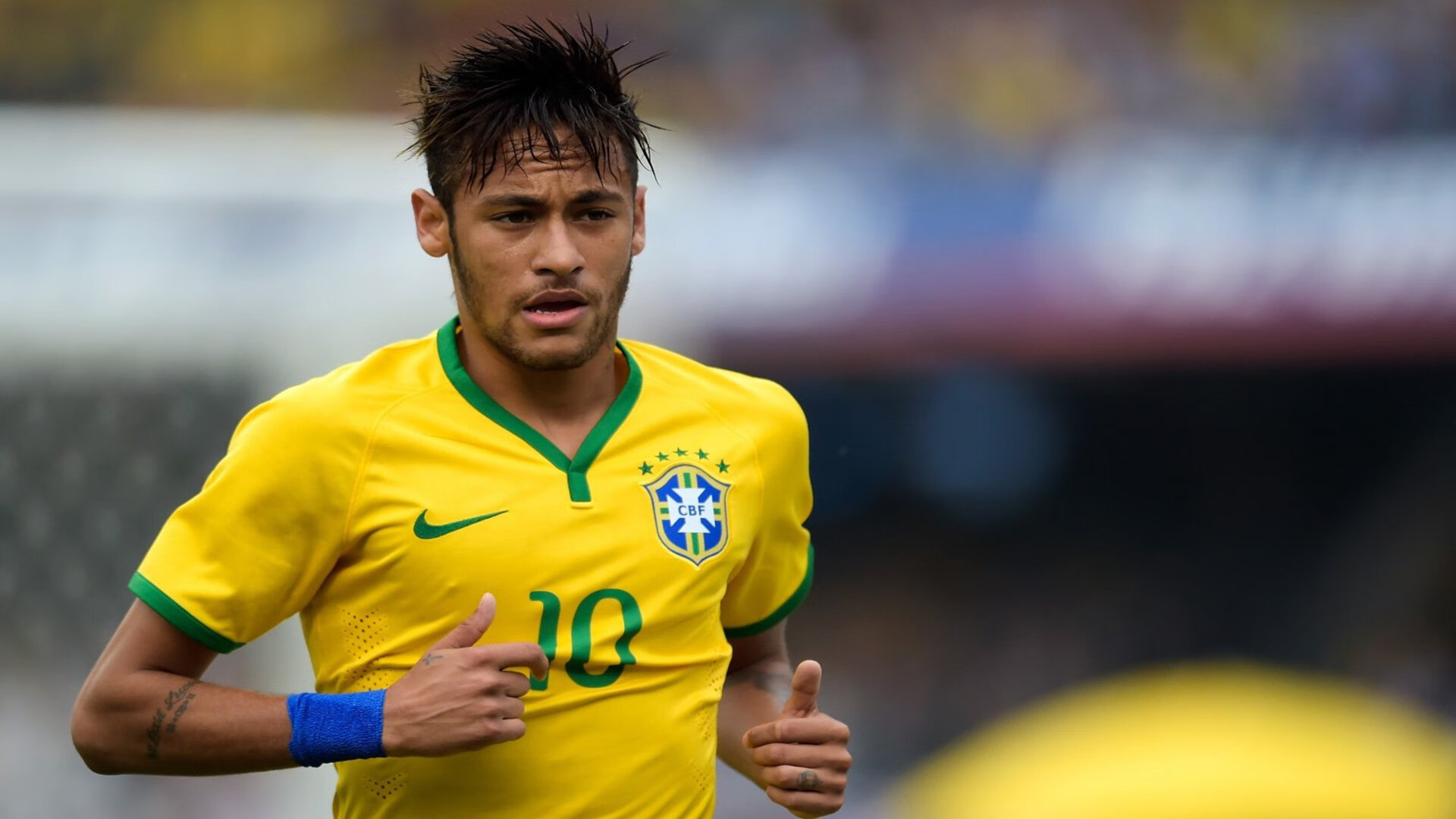 马丁内利爆发破僵局，莱比锡红牛鏖战险胜塞维利亚